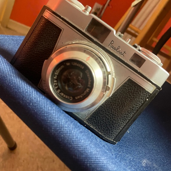 Realist vintage camera - Picture 2 of 4